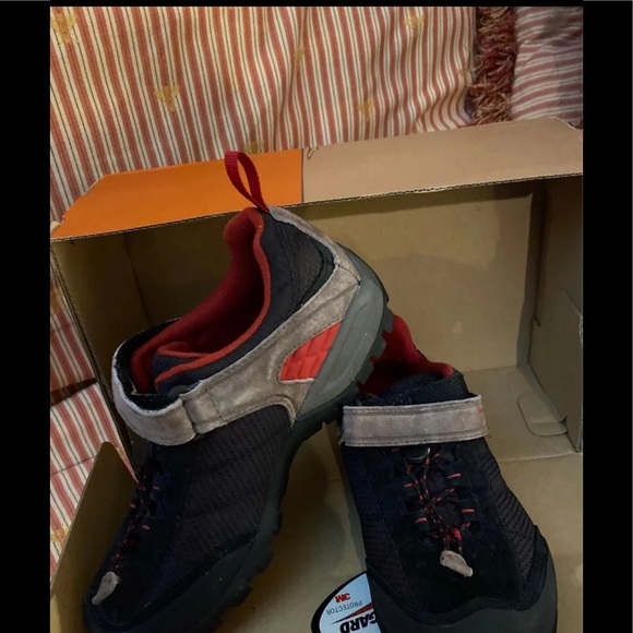 Teva Riva Mesh Waterproof K's size 3.5 New with box - Picture 2 of 6